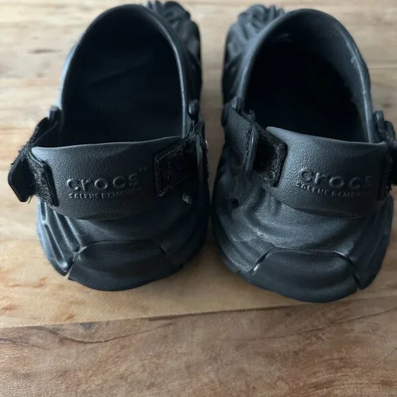 Salehe Bembury x Crocs Pollex Clog - Sasquatch (Black) - Size M8/W10 - Picture 4 of 5